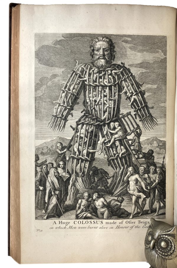 Caesar (Gaius Julius) THE COMMENTARIES OF CAESAR